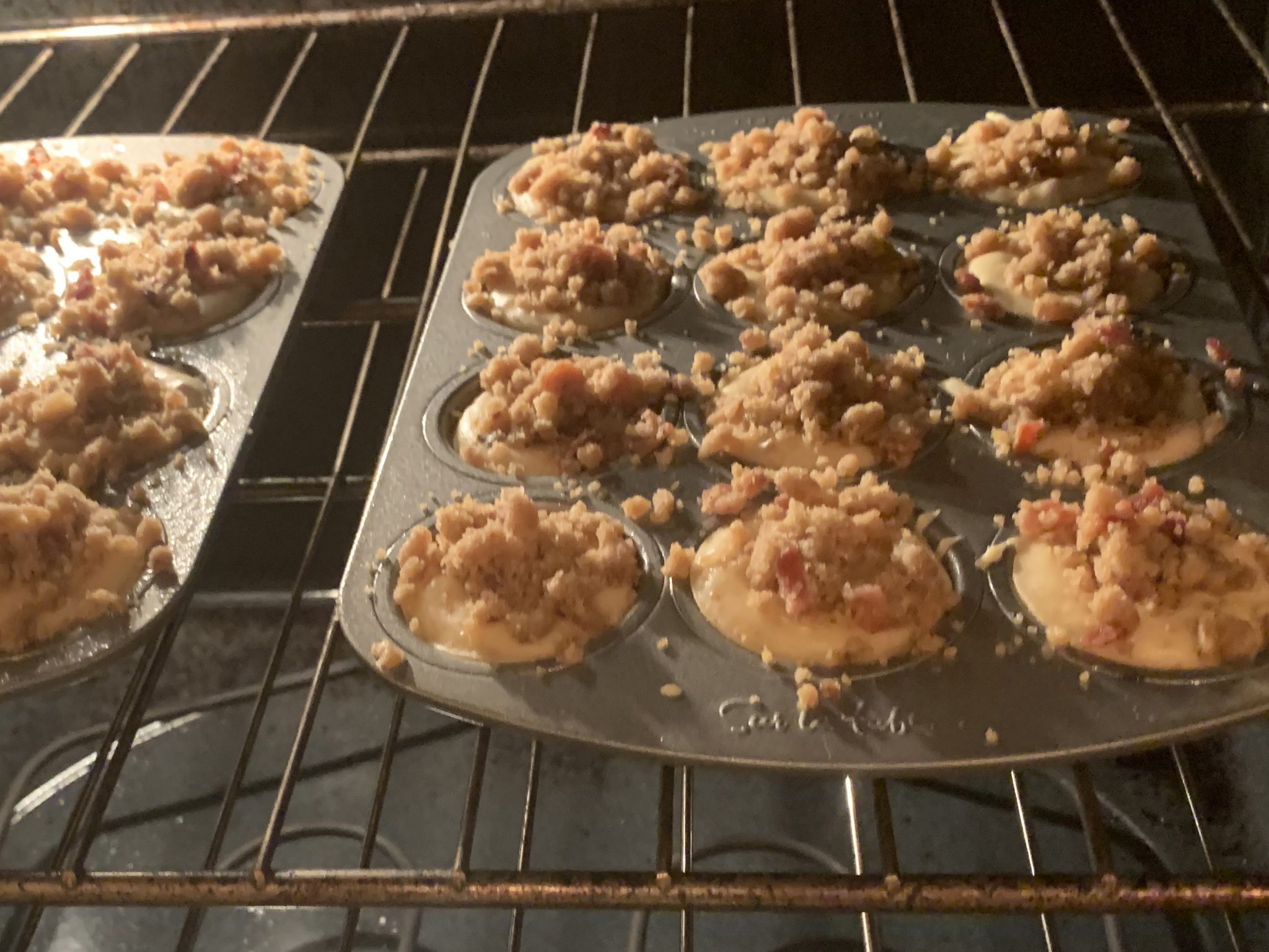 maple bacon muffins
