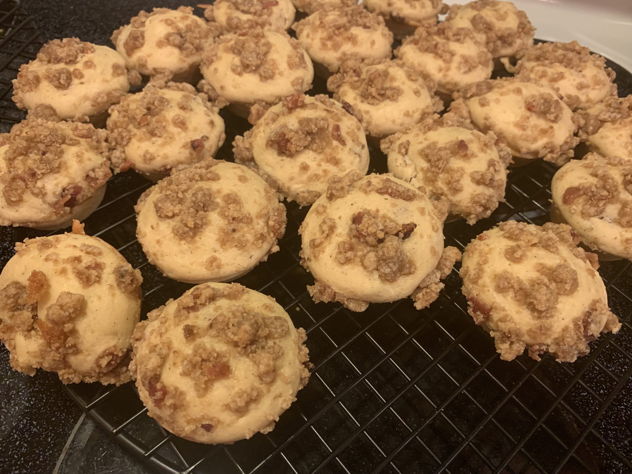 maple bacon muffins